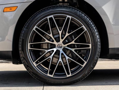 2025 Porsche Macan AWD