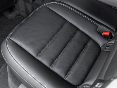 2026 Porsche Macan Macan T