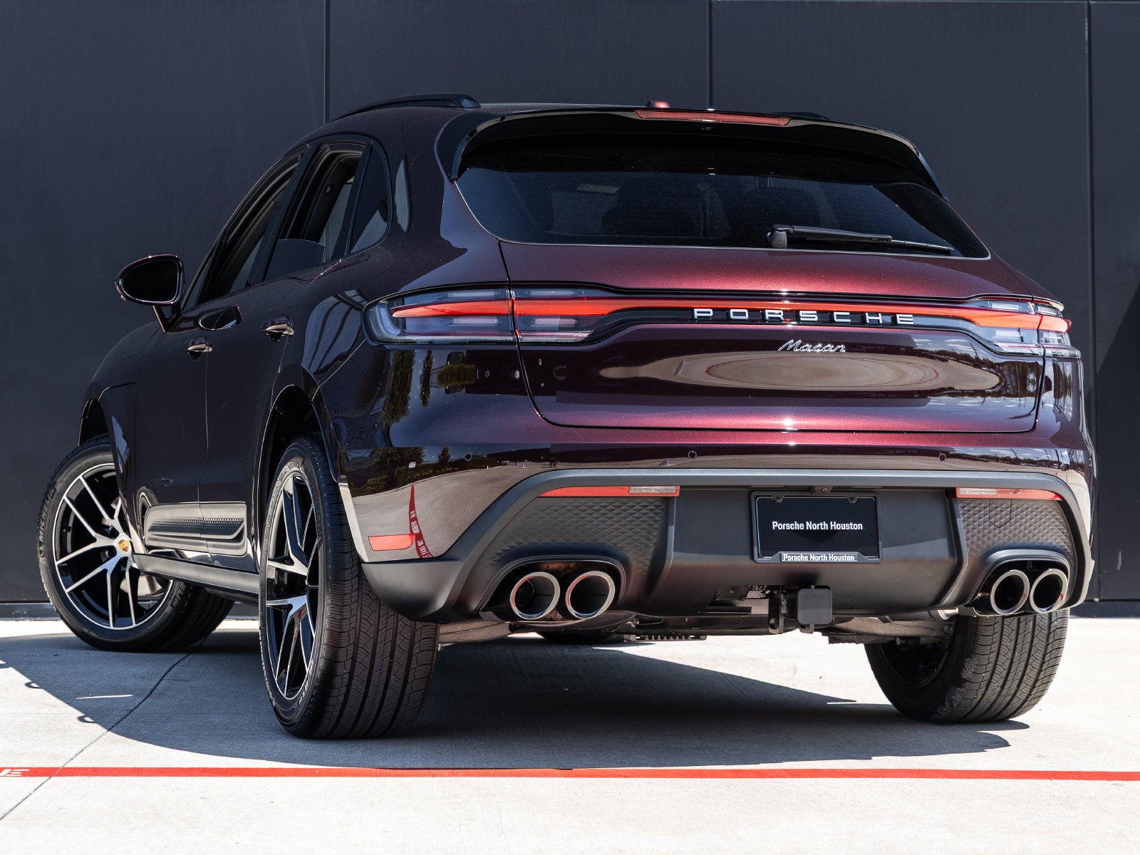 2026 Porsche Macan Macan