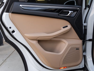 2024 Porsche Macan Macan