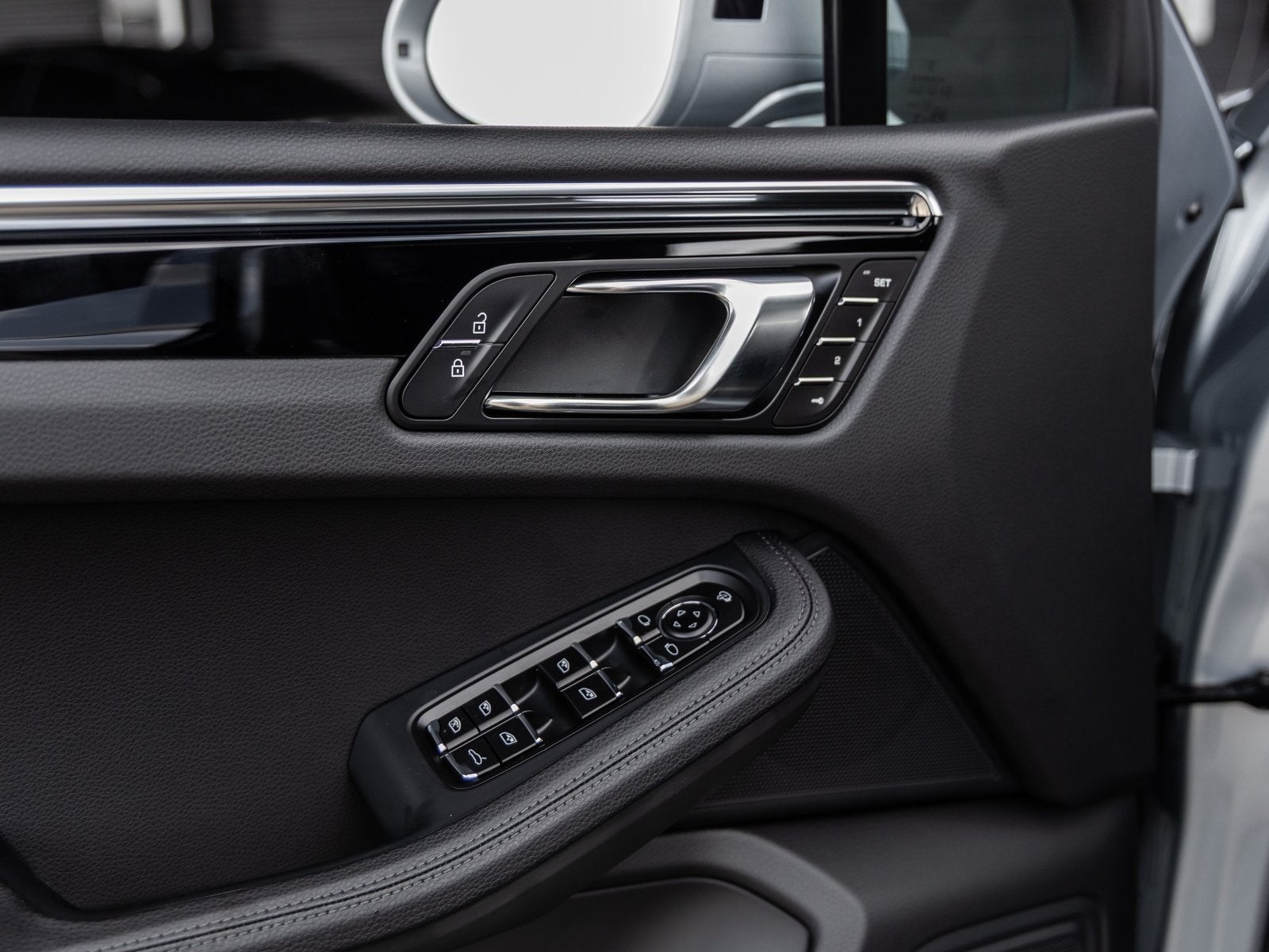 2025 Porsche Macan Macan