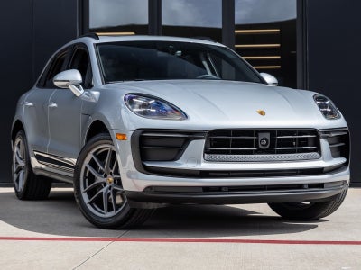 2025 Porsche Macan Macan