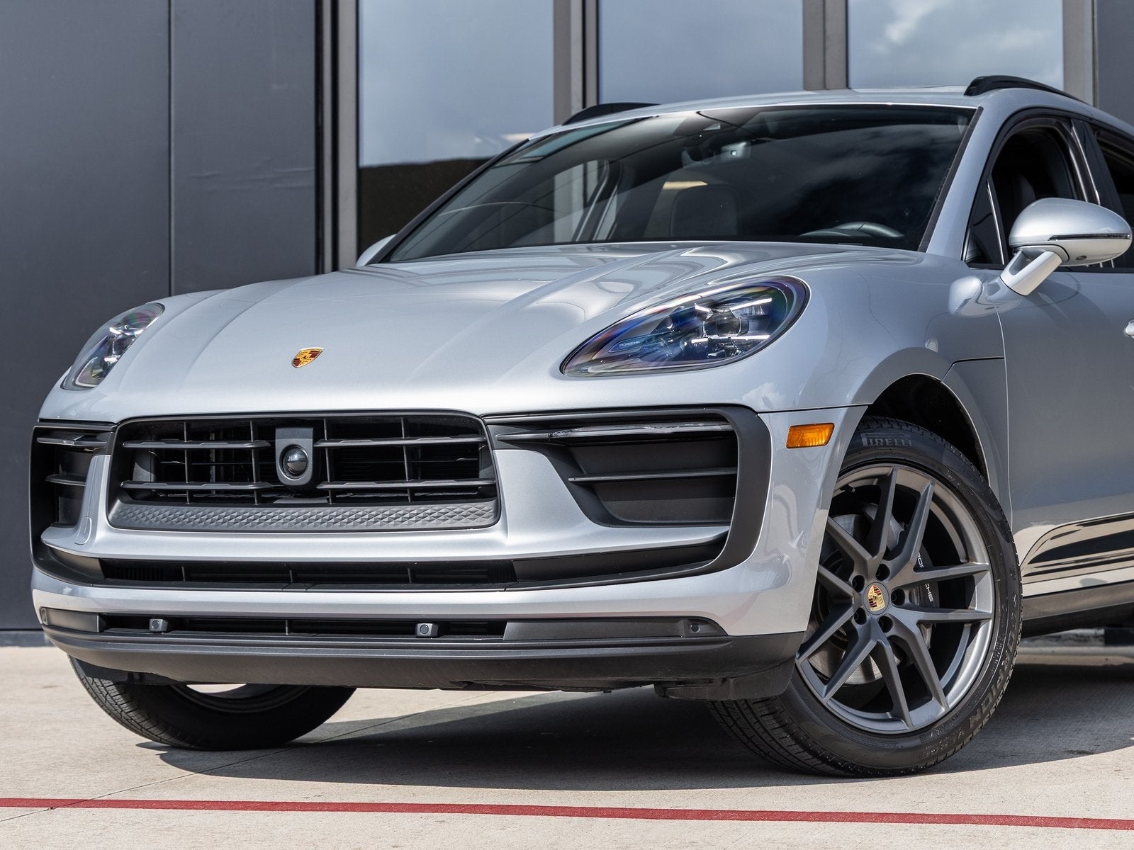 2025 Porsche Macan Macan