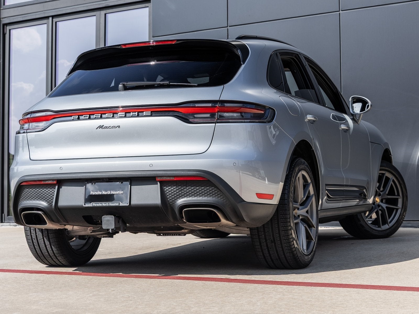 2025 Porsche Macan Macan