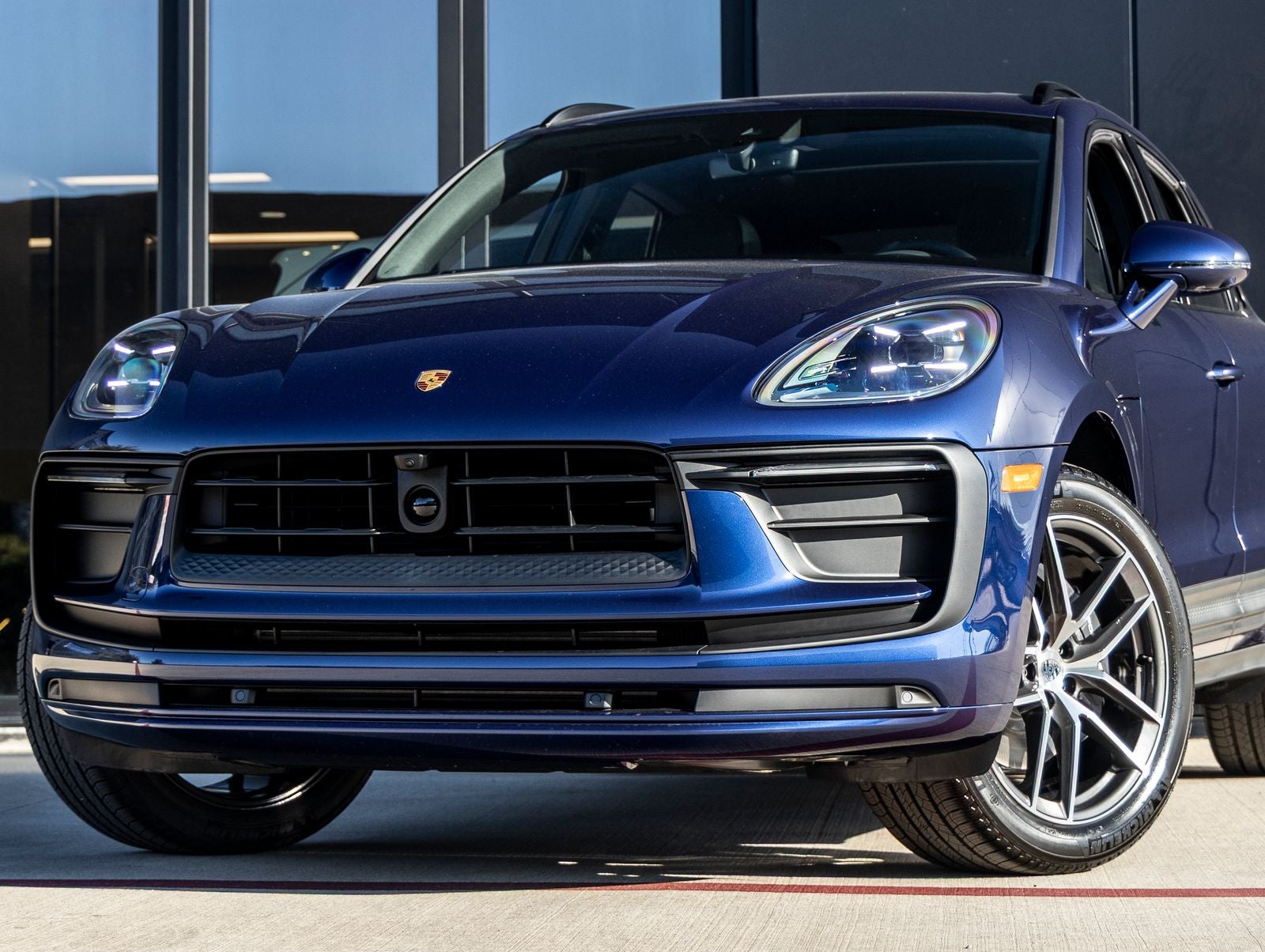 2026 Porsche Macan AWD