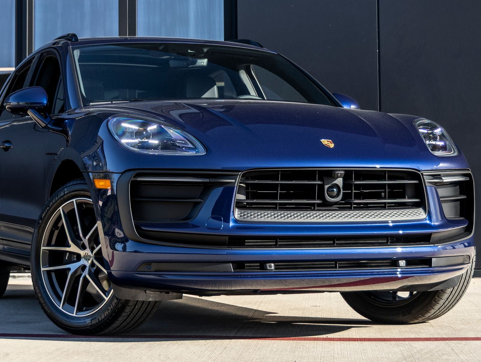 2026 Porsche Macan AWD