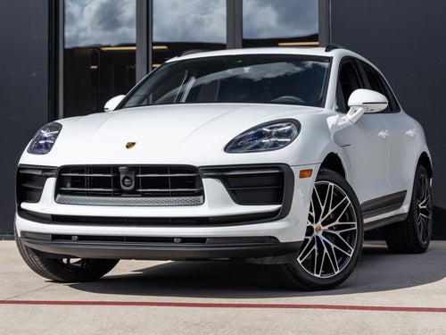 2026 Porsche Macan AWD