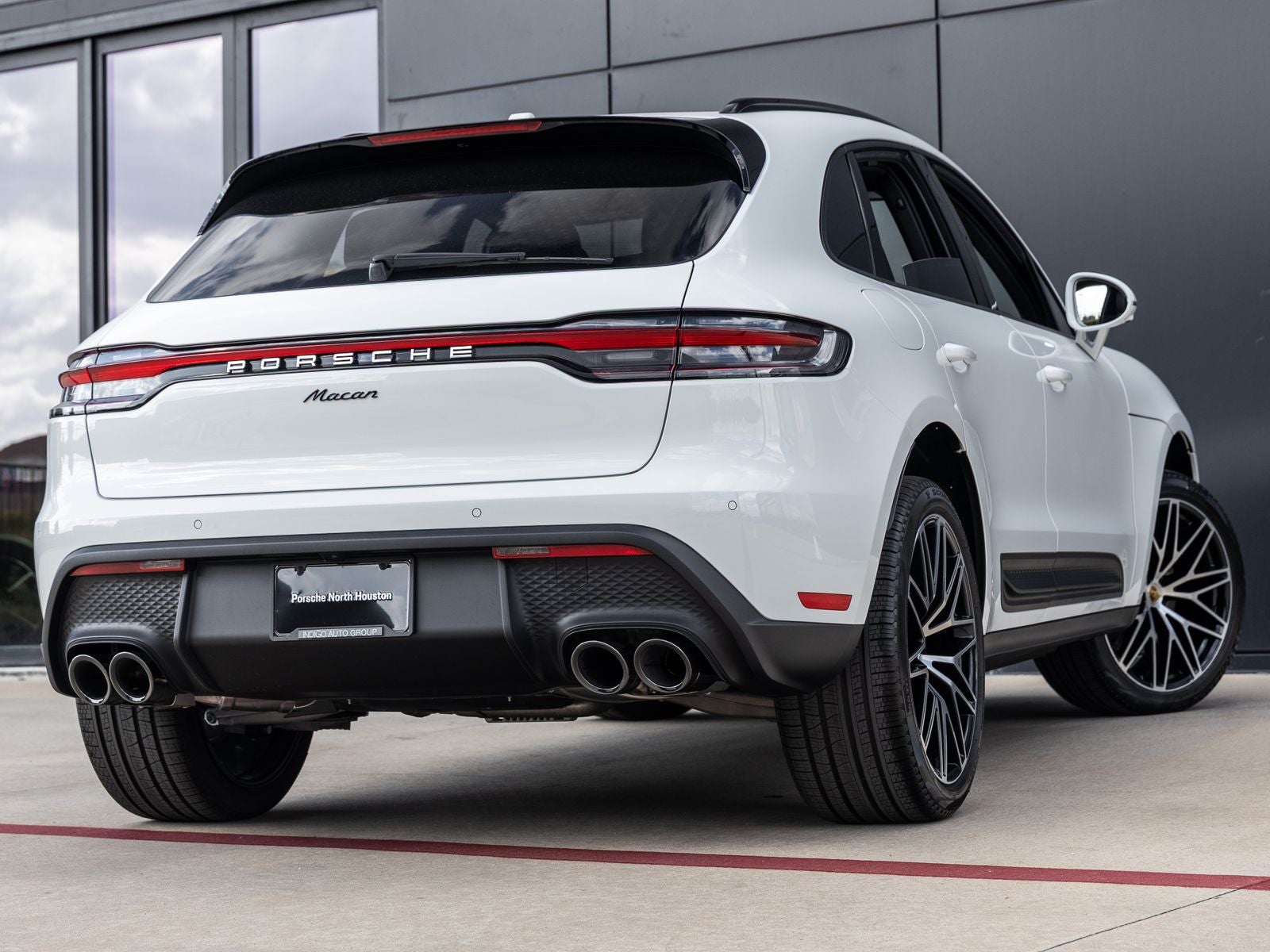 2026 Porsche Macan AWD