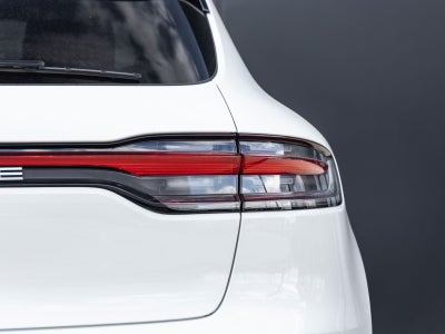 2026 Porsche Macan AWD