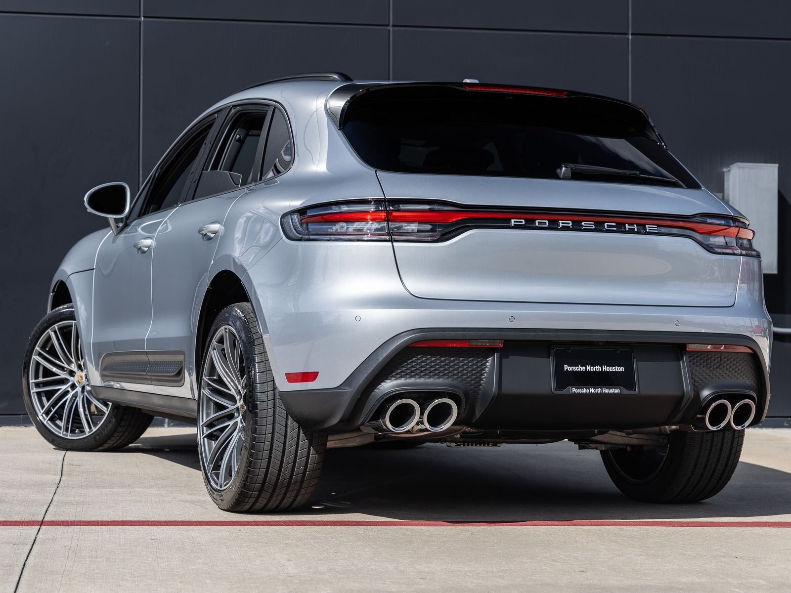 2026 Porsche Macan Macan
