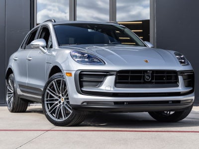 2026 Porsche Macan Macan