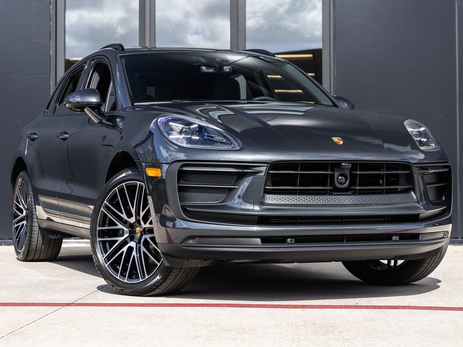 2026 Porsche Macan Macan