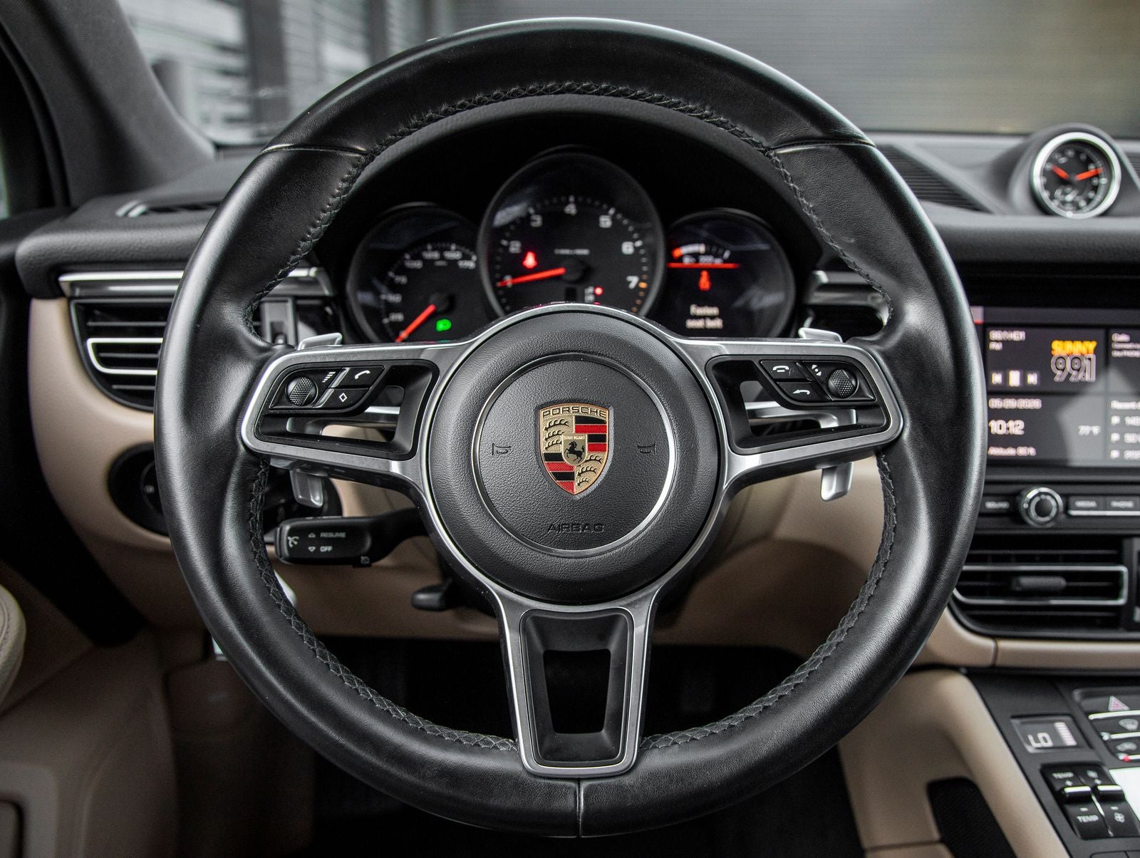 2020 Porsche Macan Macan