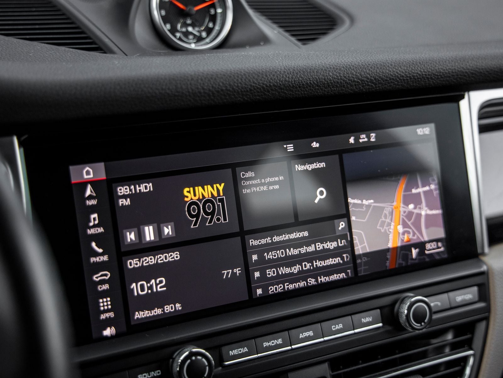 2020 Porsche Macan Macan