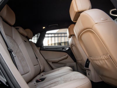 2020 Porsche Macan Macan