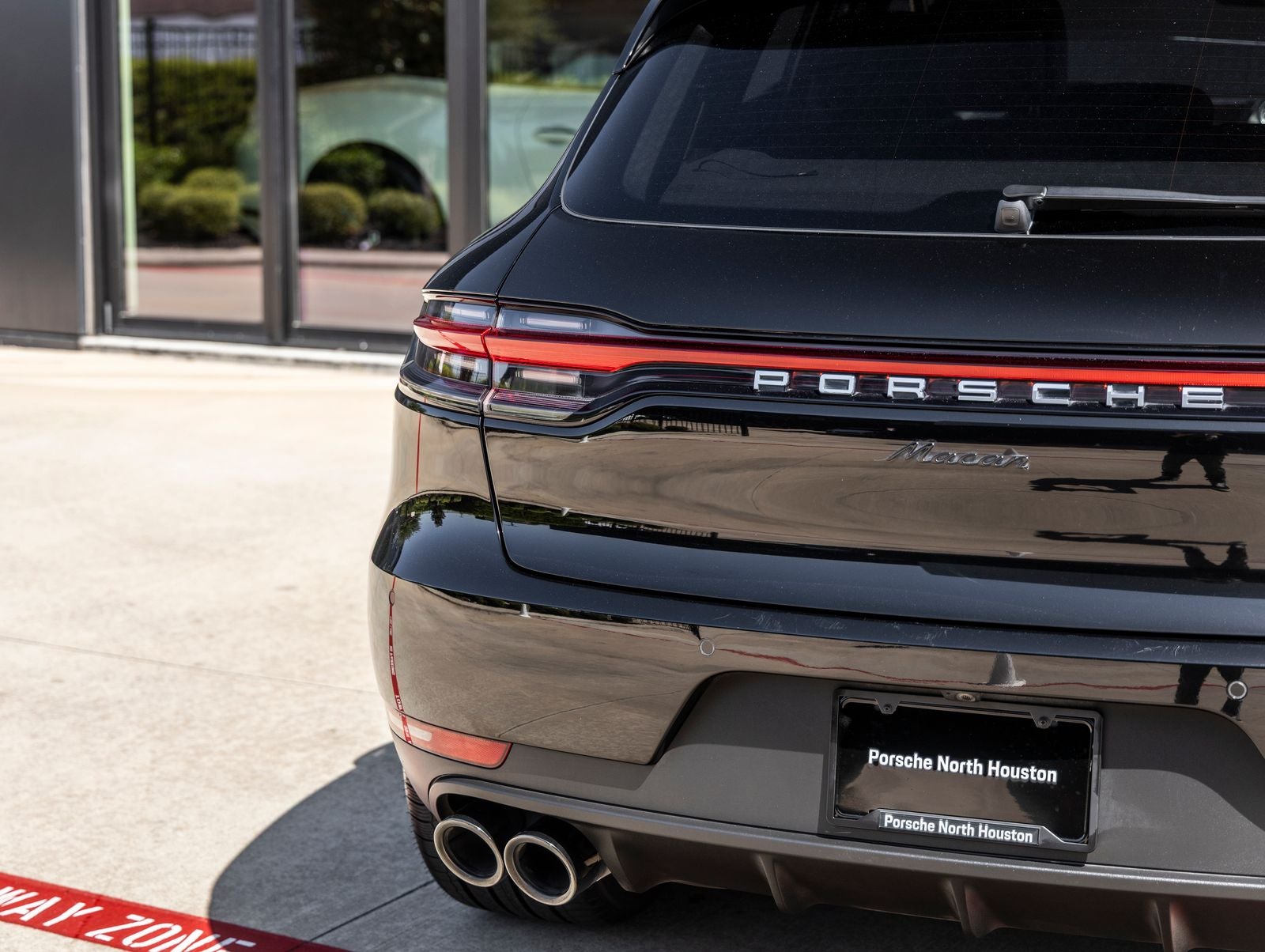 2021 Porsche Macan Macan