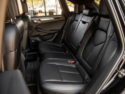 2021 Porsche Macan Macan