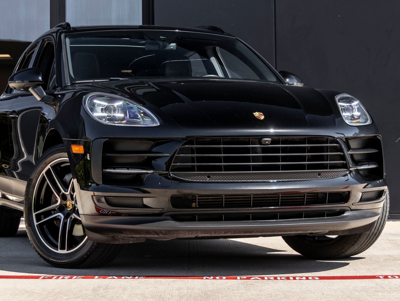 2021 Porsche Macan Macan