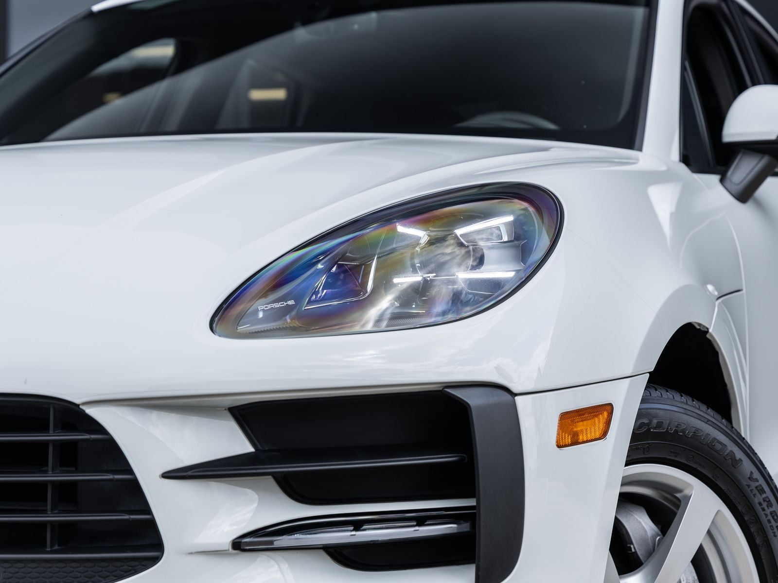 2021 Porsche Macan Macan