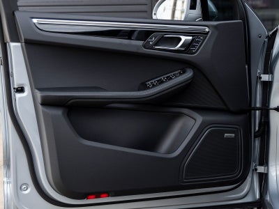 2025 Porsche Macan Macan