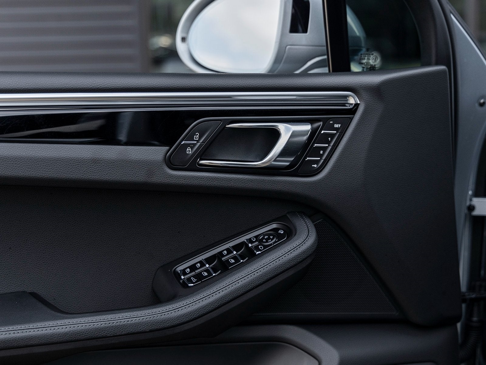 2025 Porsche Macan Macan