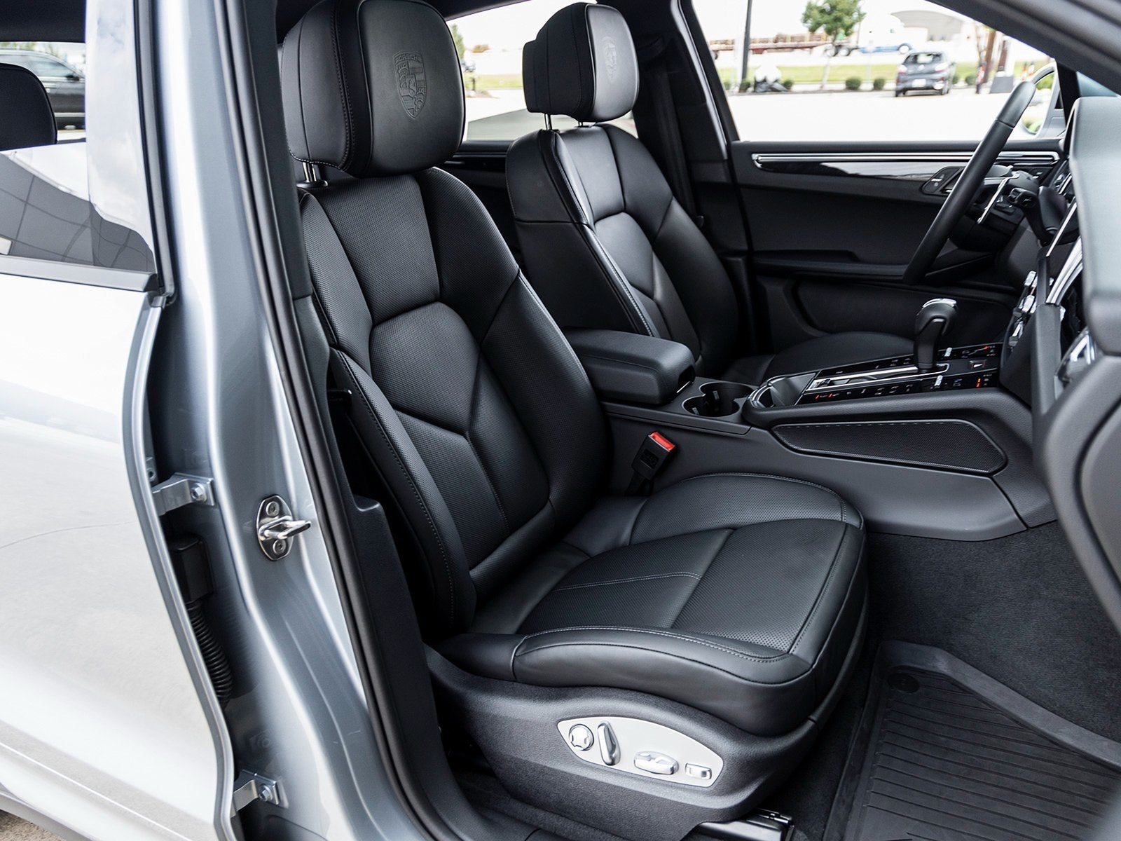 2025 Porsche Macan Macan