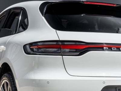 2020 Porsche Macan Macan