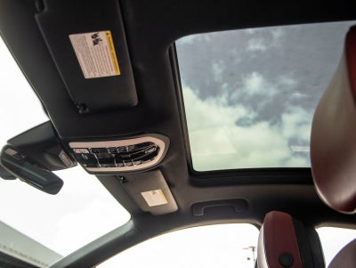 2020 Porsche Macan Macan