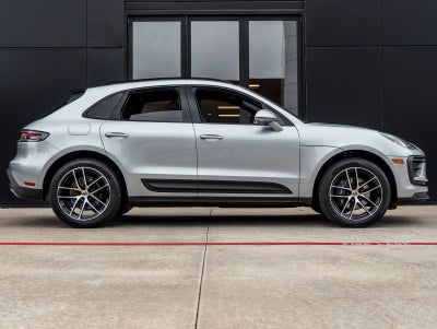 2024 Porsche Macan Macan (MY24)