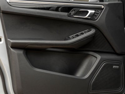 2024 Porsche Macan Macan (MY24)