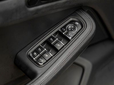 2024 Porsche Macan Macan (MY24)
