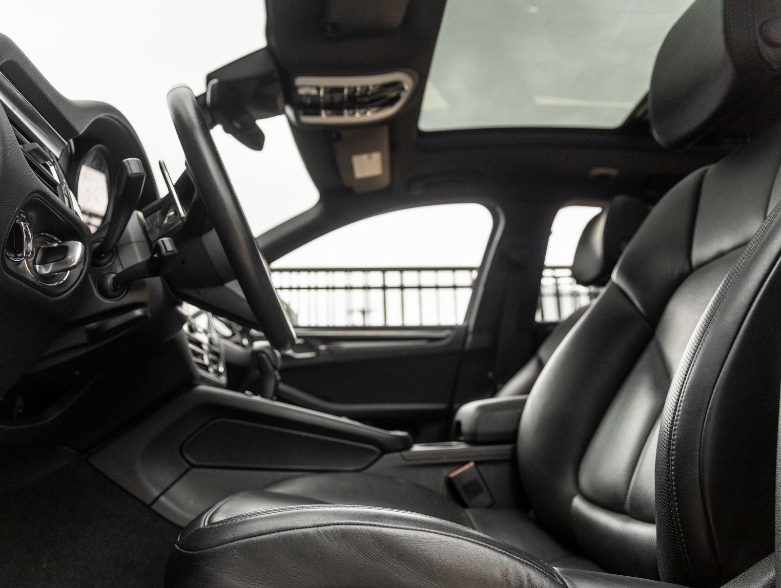 2024 Porsche Macan Macan (MY24)