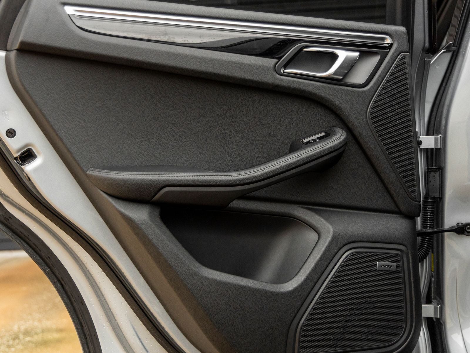 2024 Porsche Macan Macan (MY24)