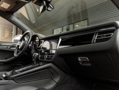 2024 Porsche Macan Macan (MY24)