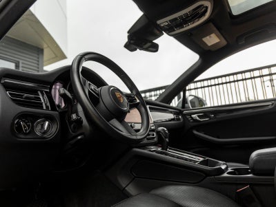 2024 Porsche Macan Macan (MY24)