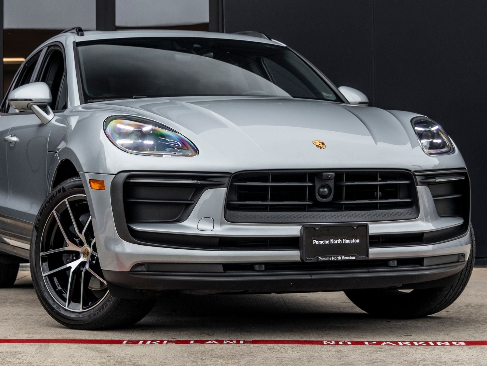 2024 Porsche Macan Macan (MY24)