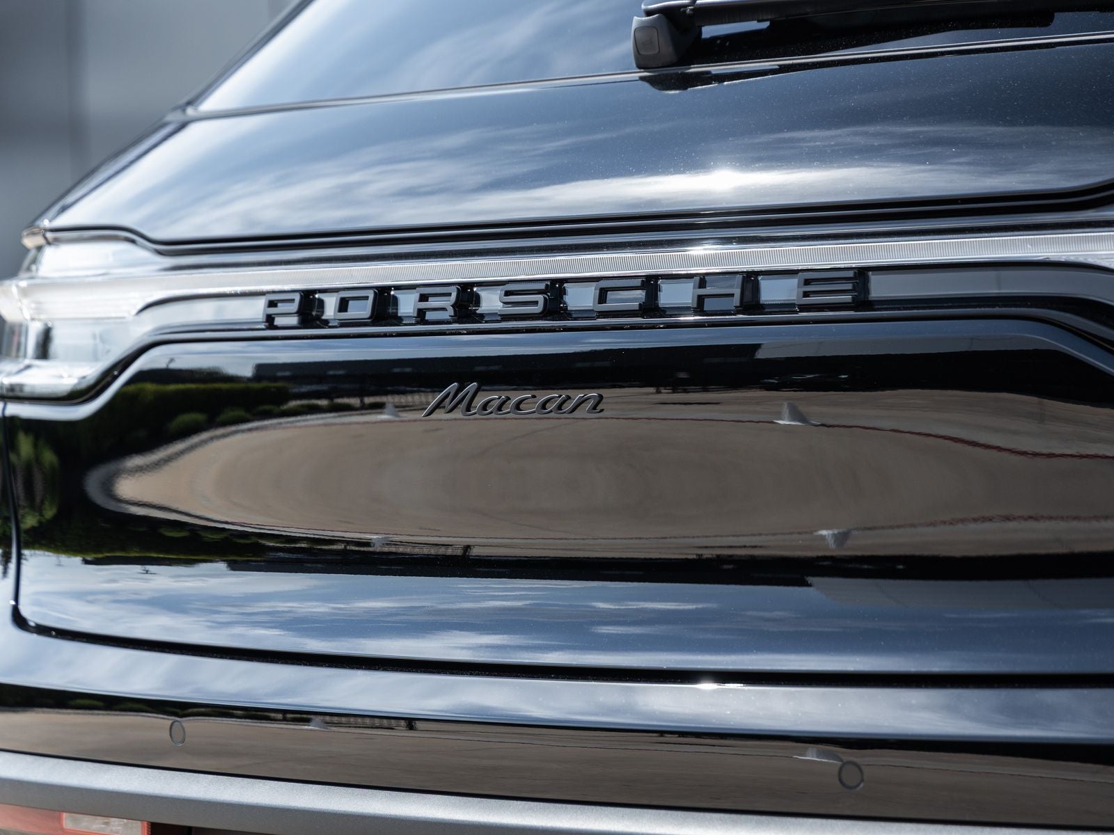 2026 Porsche Macan Macan