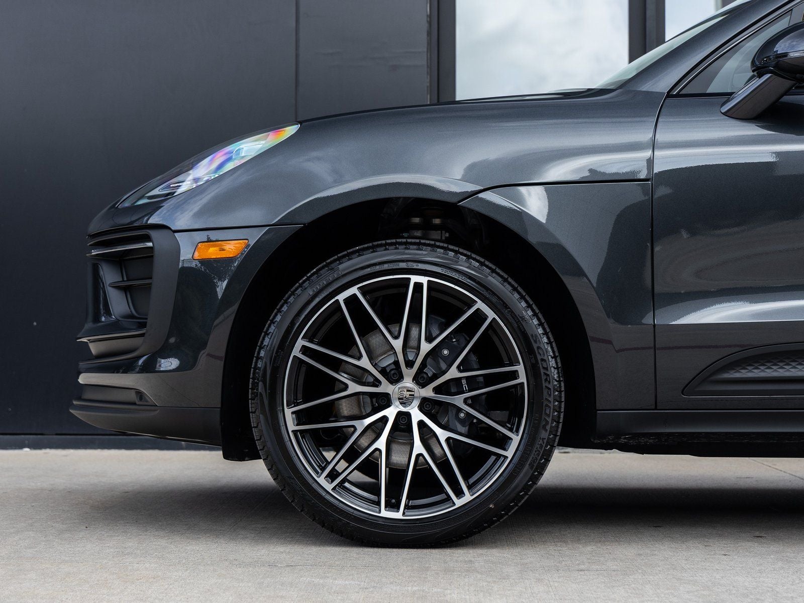 2026 Porsche Macan AWD
