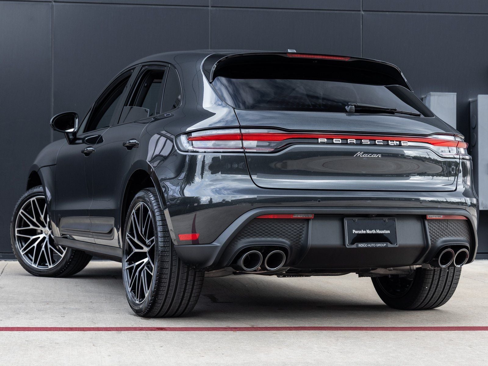2026 Porsche Macan AWD