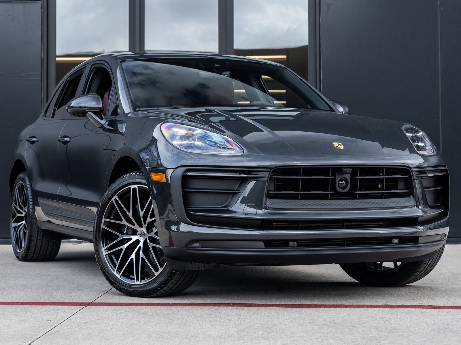 2026 Porsche Macan AWD