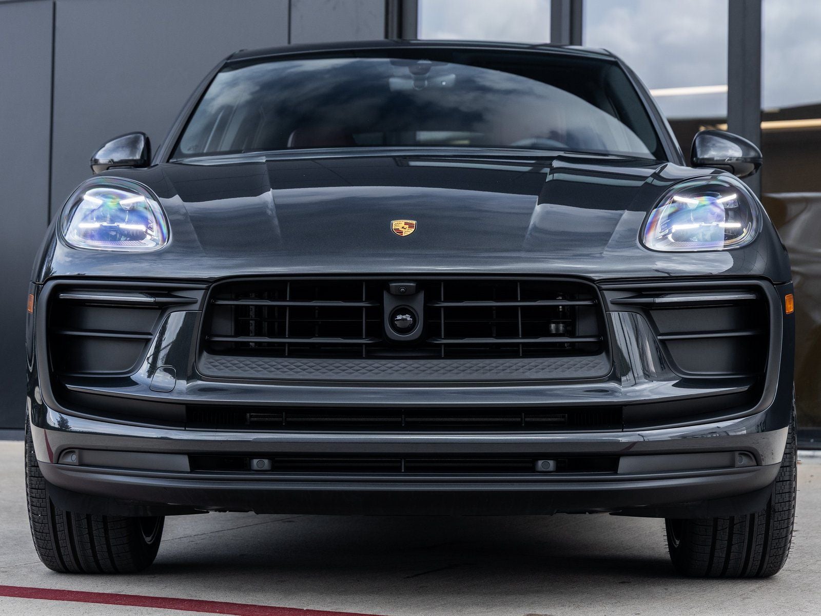 2026 Porsche Macan AWD