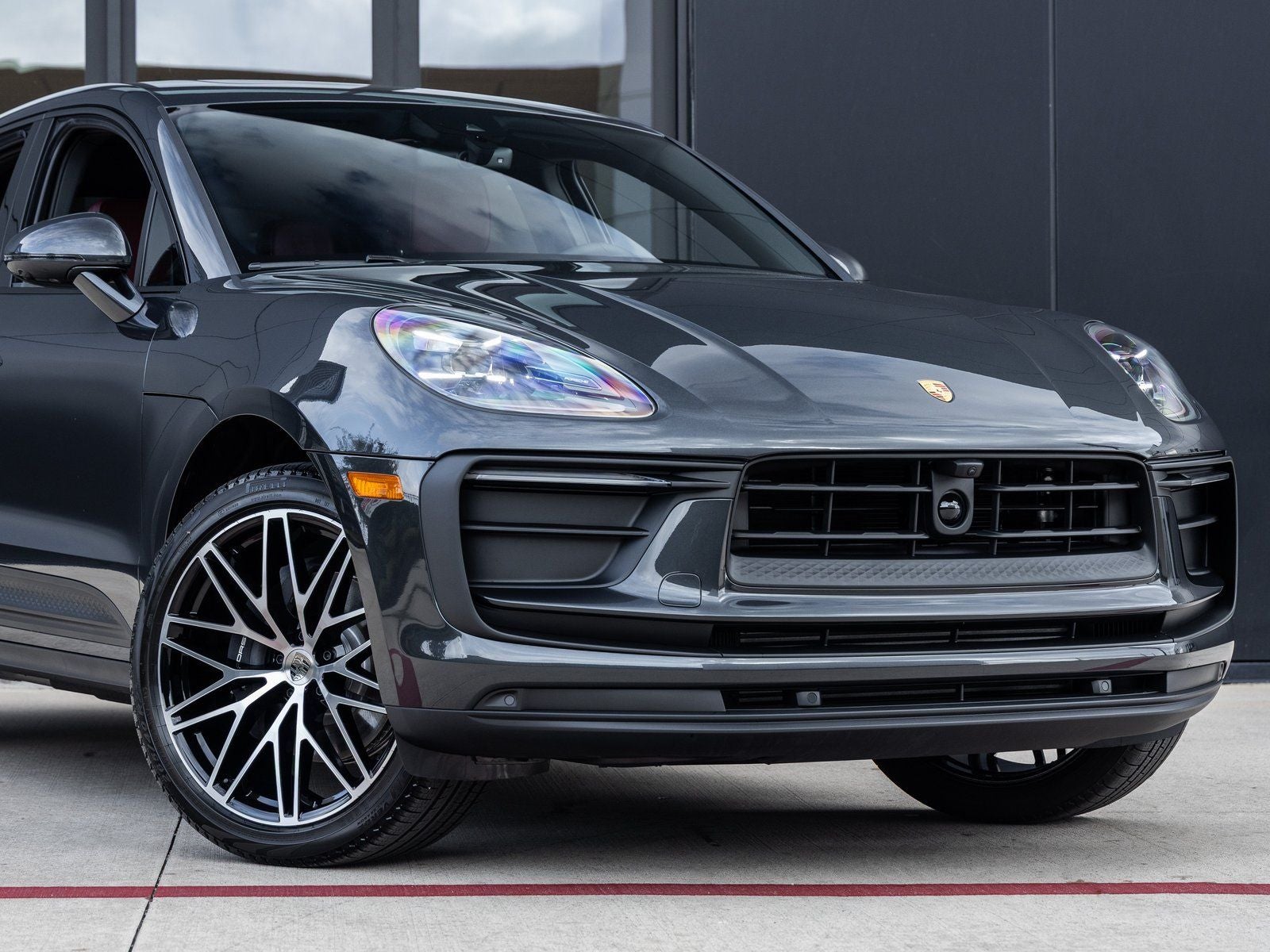 2026 Porsche Macan AWD