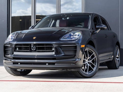 2026 Porsche Macan AWD