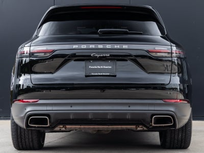 2023 Porsche Cayenne Base