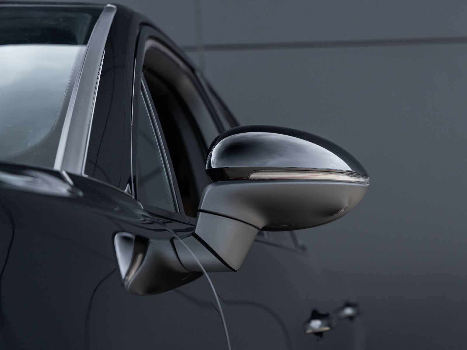 2023 Porsche Cayenne Base