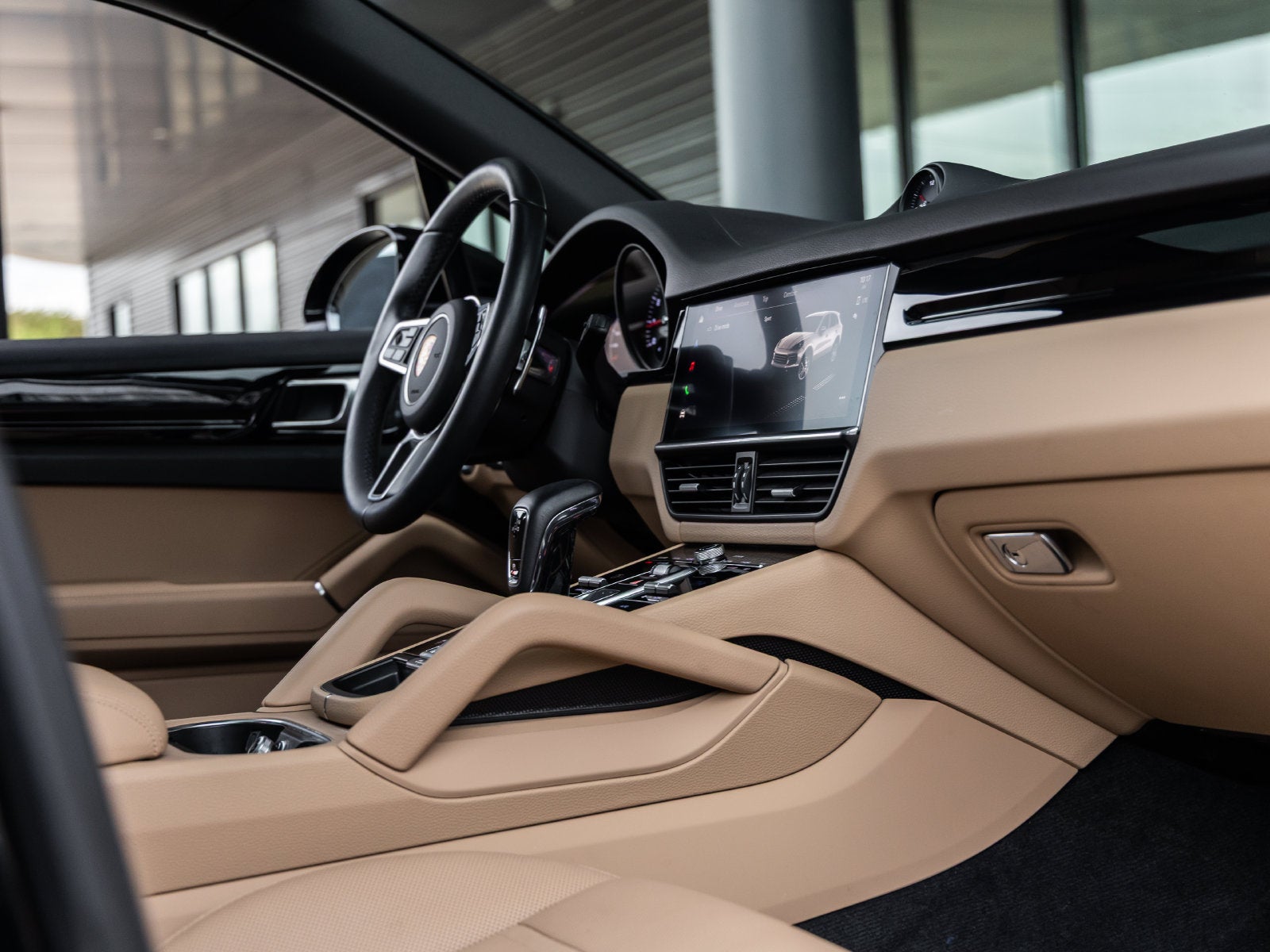 2023 Porsche Cayenne Base