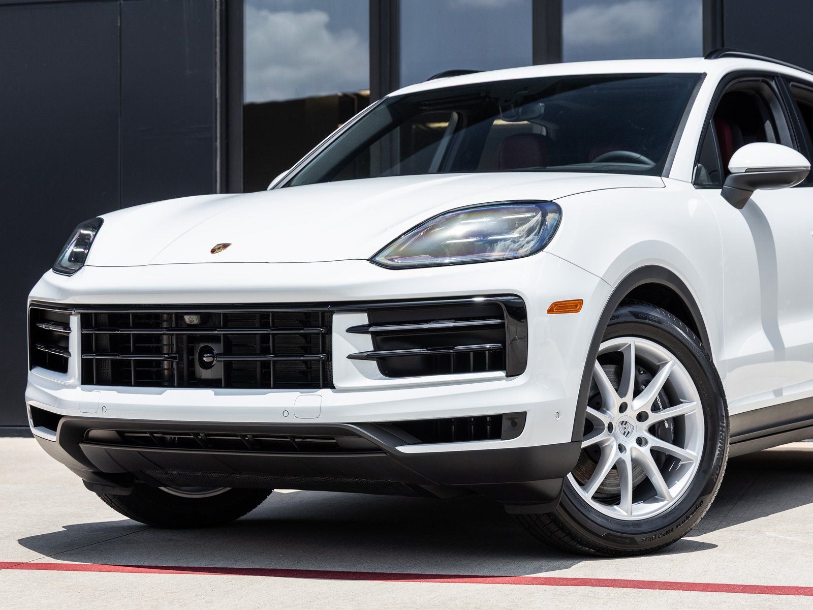 2025 Porsche Cayenne Base