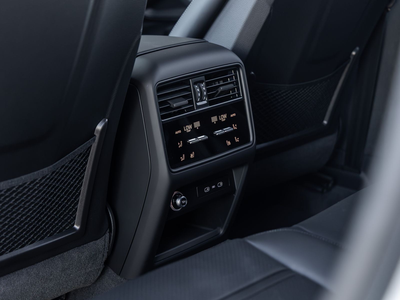 2026 Porsche Cayenne AWD