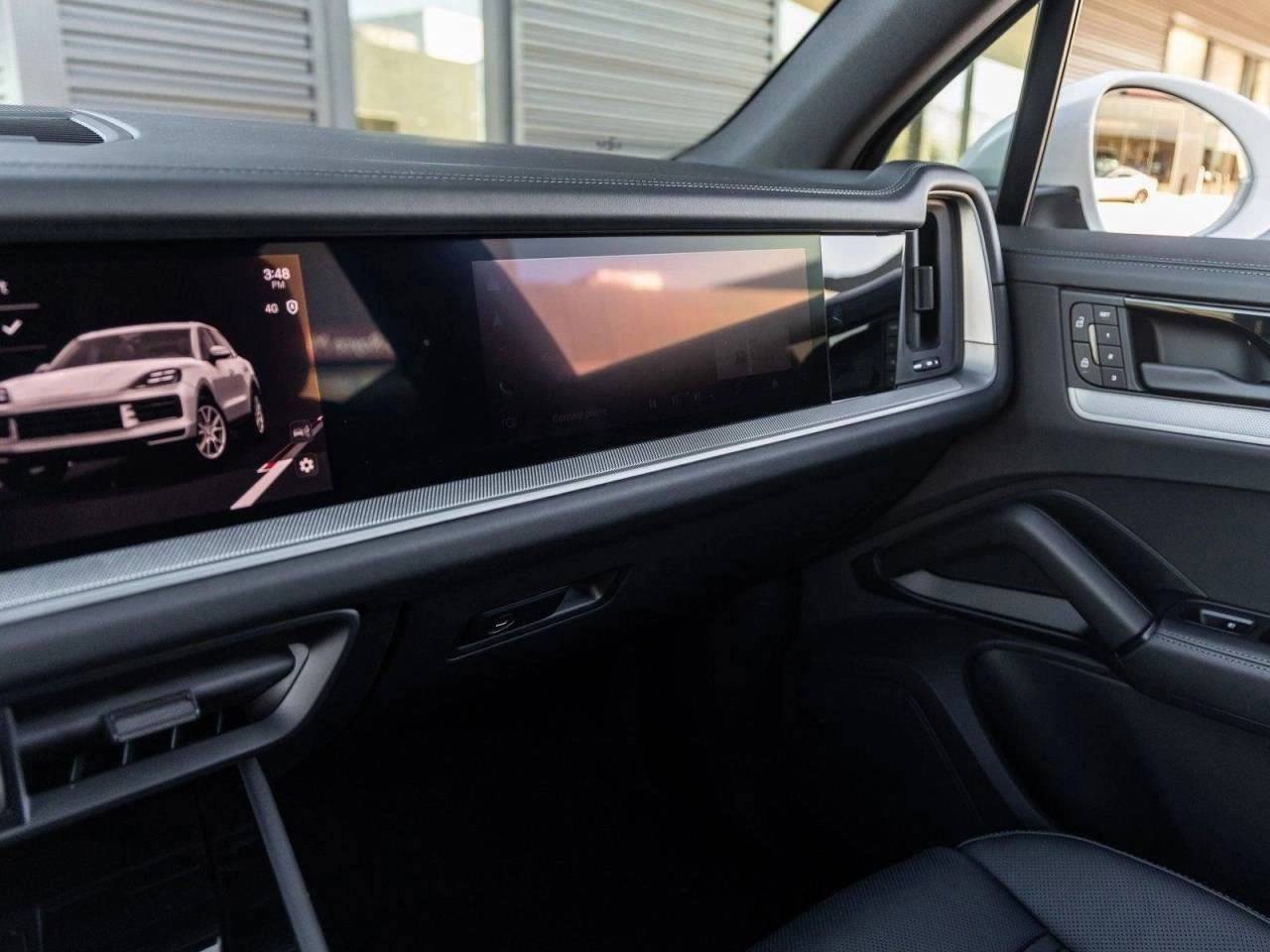 2026 Porsche Cayenne AWD