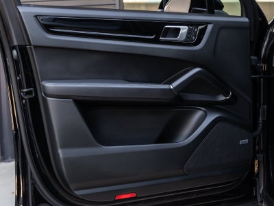 2022 Porsche Cayenne Cayenne